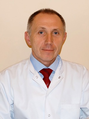 Профессор А.Н. Барсуков — основатель и бессменный руководитель и практикующий хирург является разработчиком эксклюзивной методики малоинвазивного лечения щитовидки.